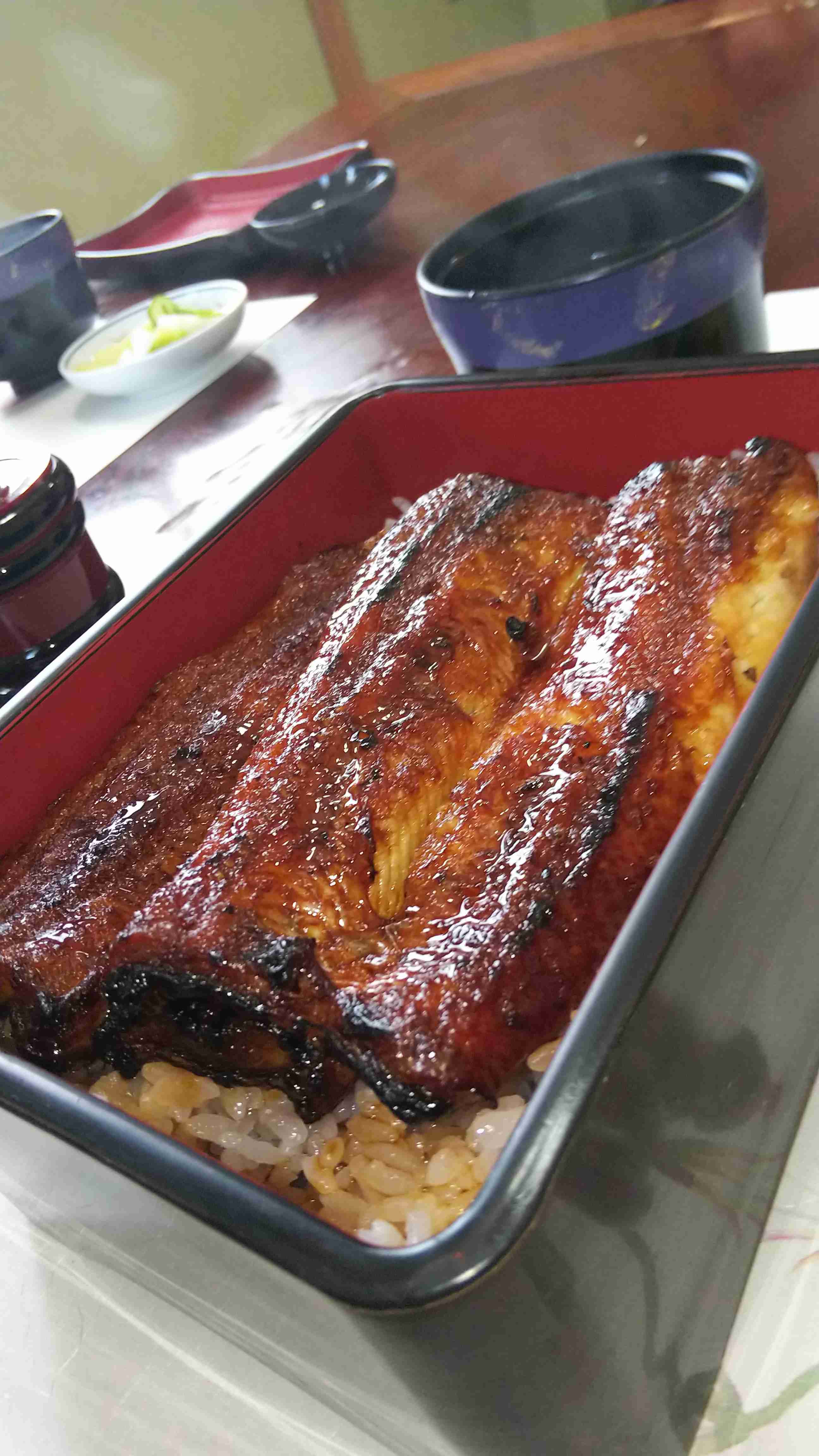 旅行中に撮った食べ物の写真を貼るトピ