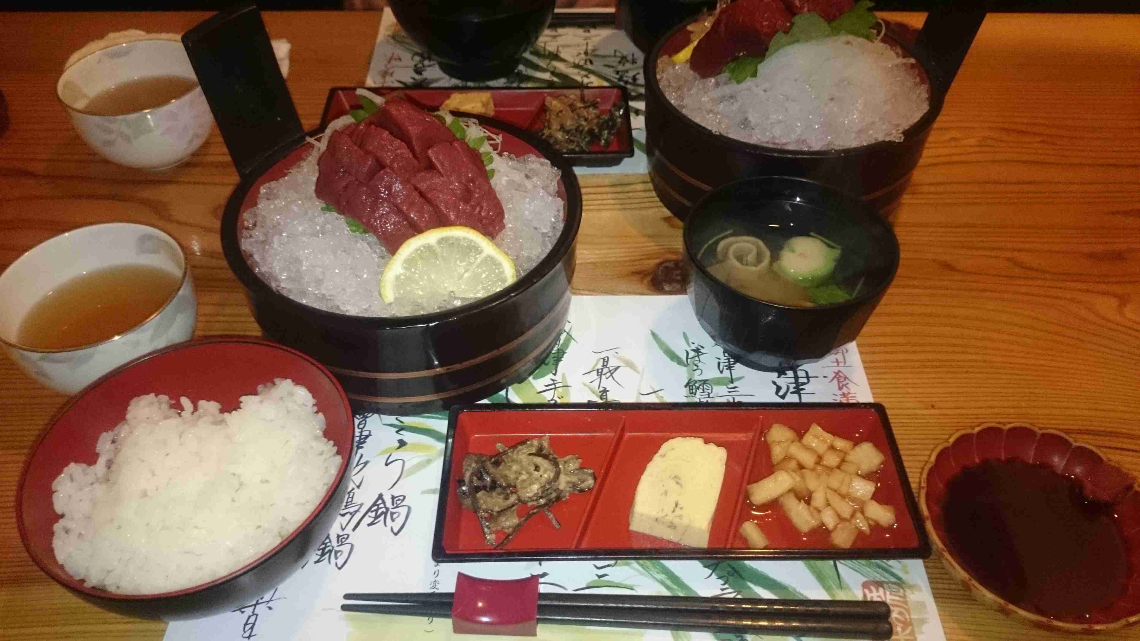 旅行中に撮った食べ物の写真を貼るトピ