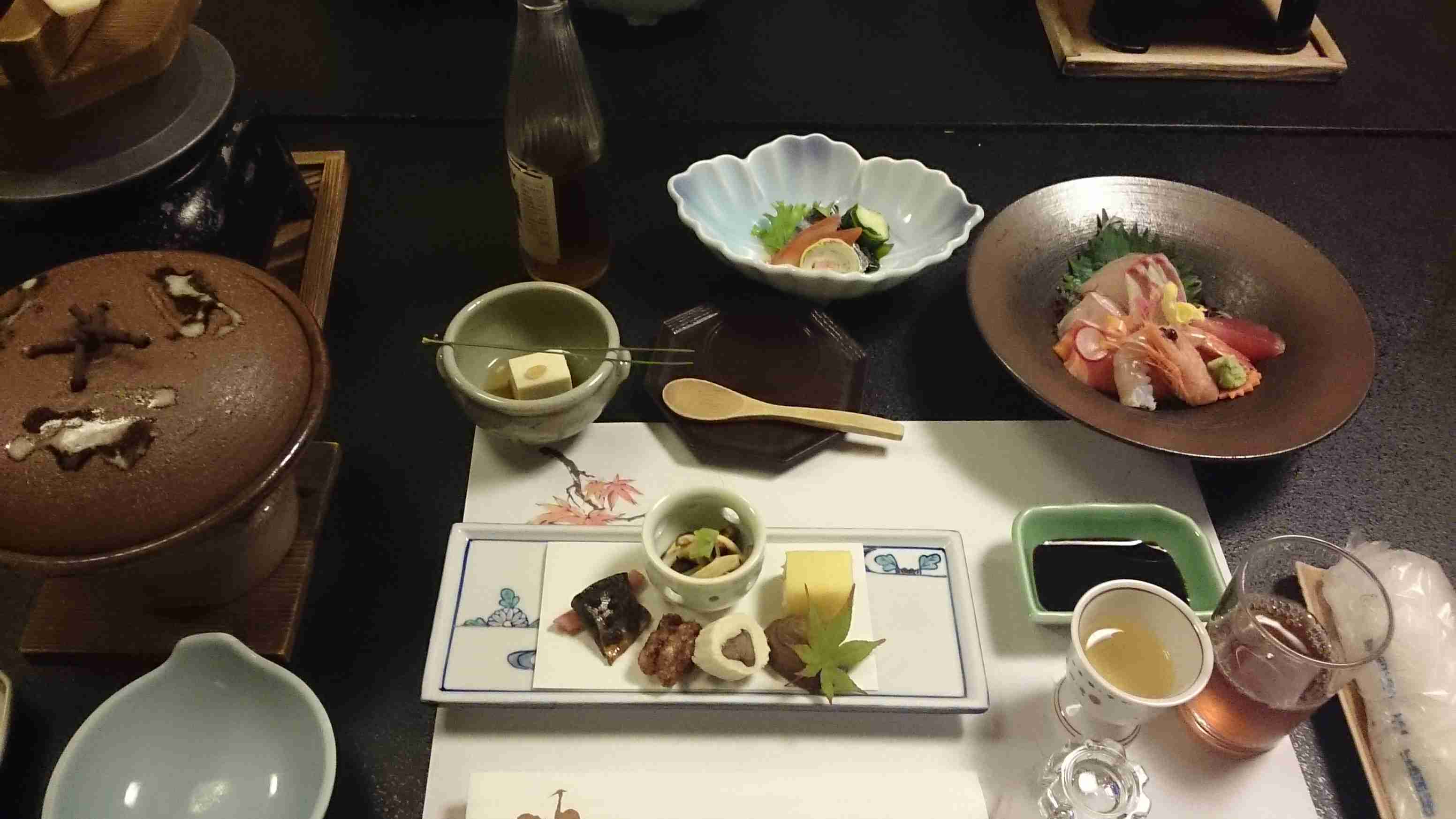 旅行中に撮った食べ物の写真を貼るトピ