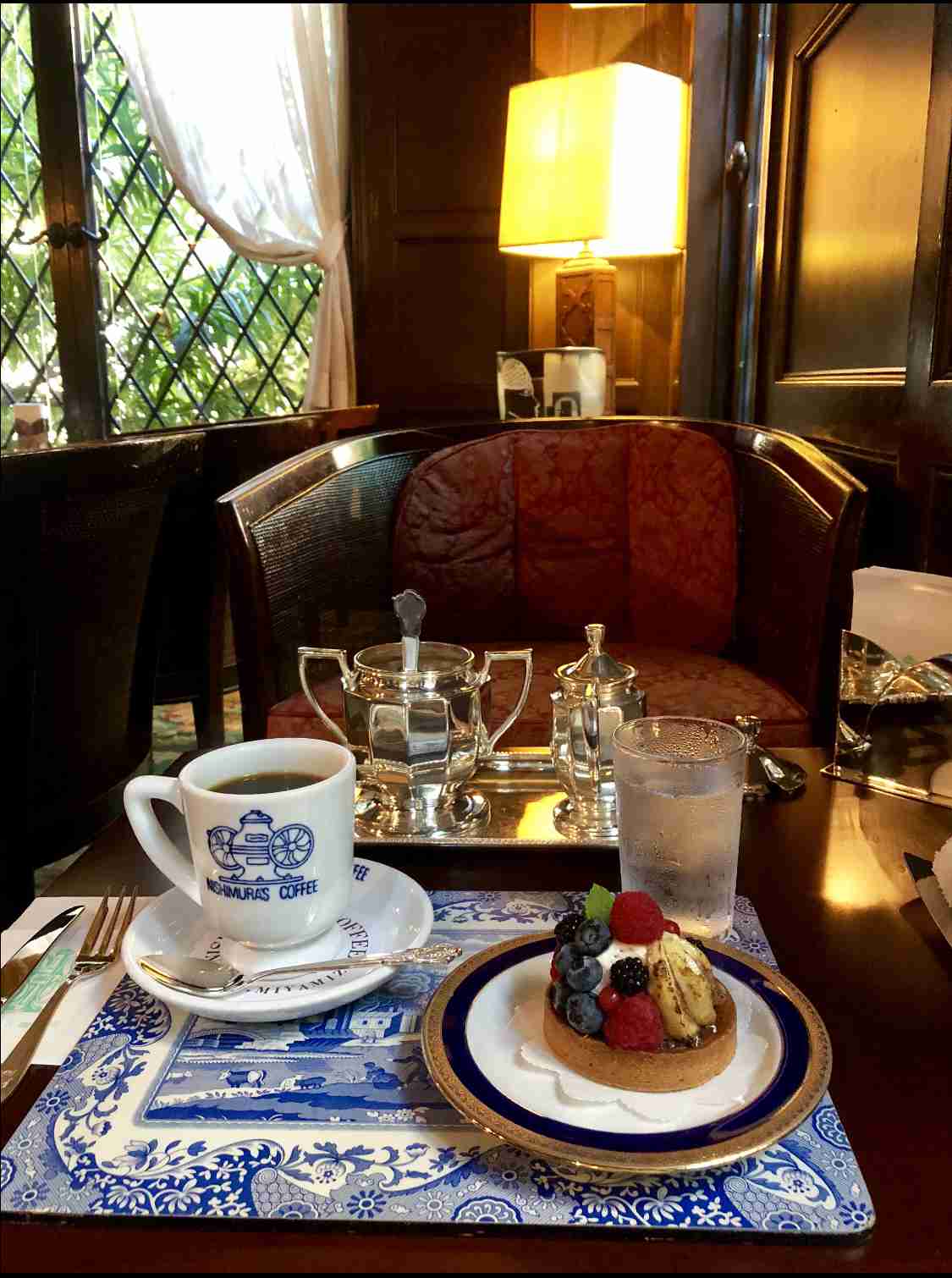 旅行中に撮った食べ物の写真を貼るトピ