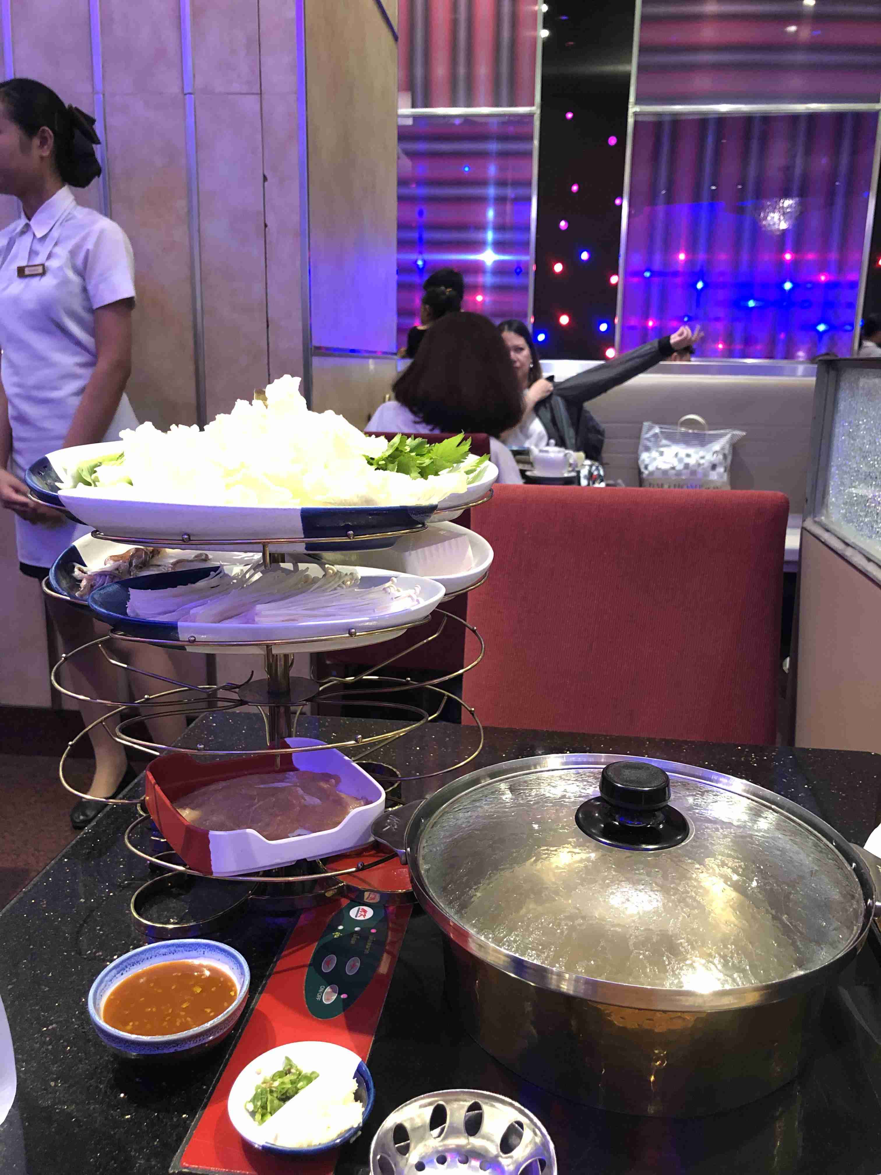 旅行中に撮った食べ物の写真を貼るトピ