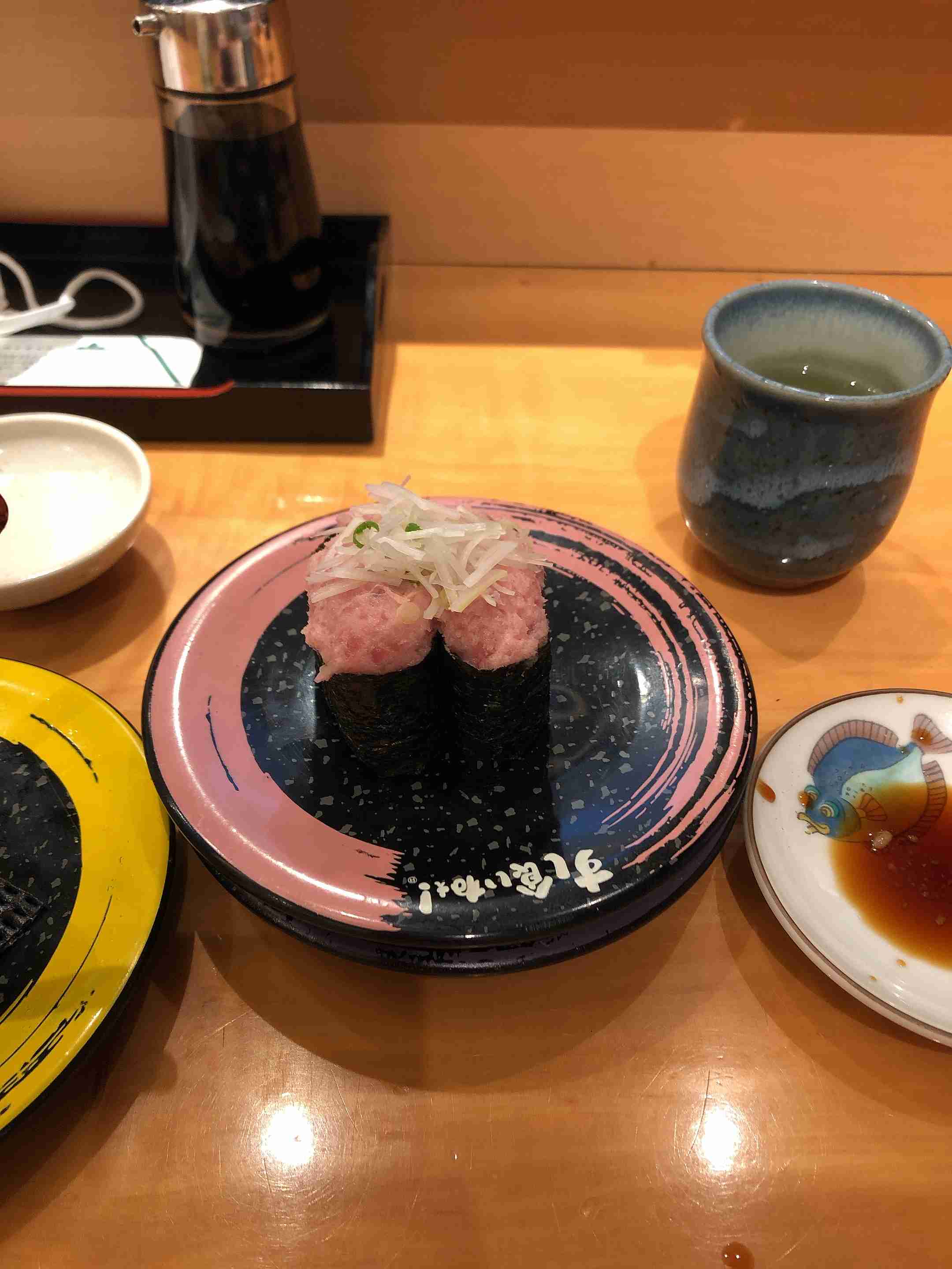 旅行中に撮った食べ物の写真を貼るトピ