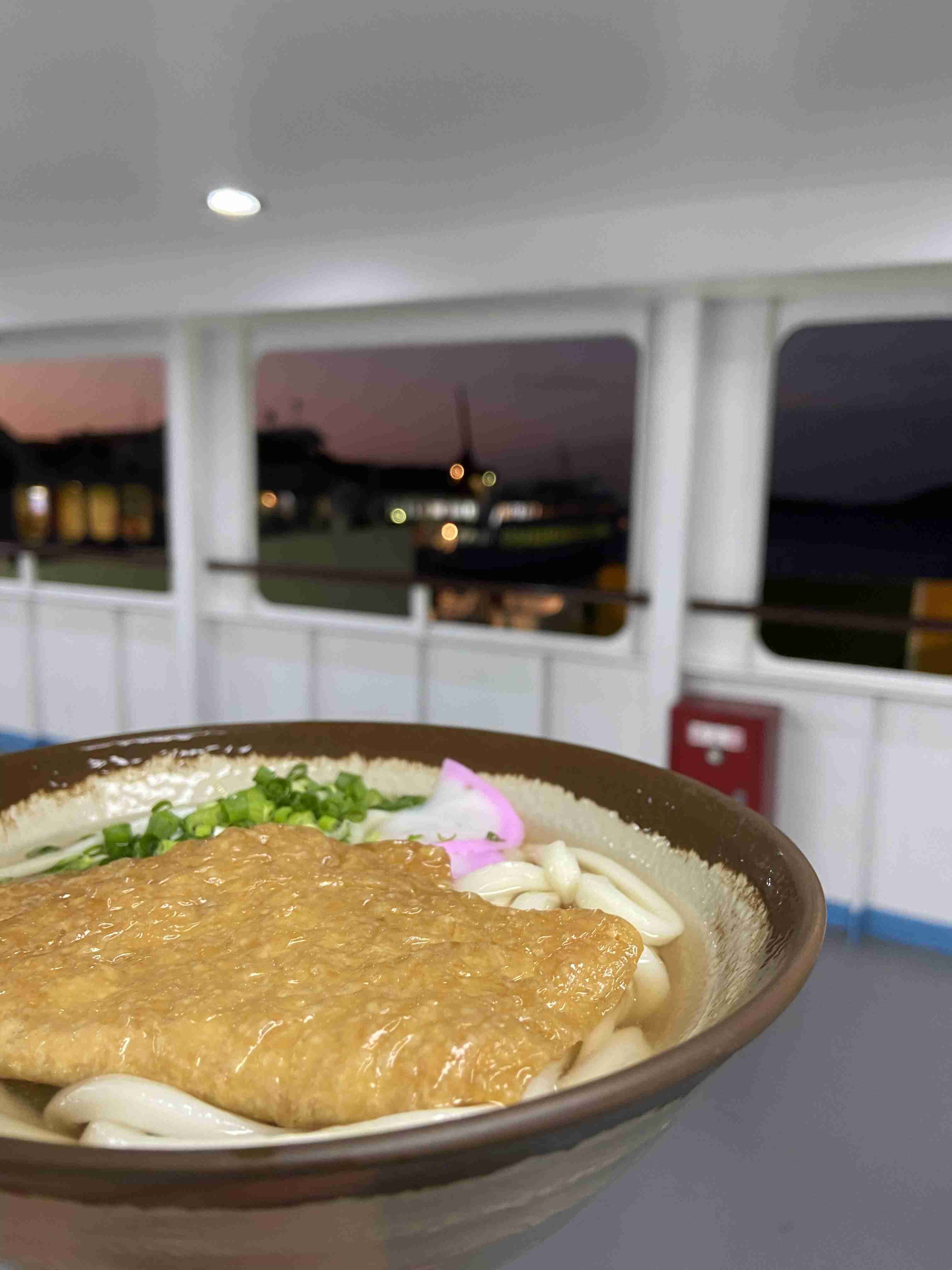 旅行中に撮った食べ物の写真を貼るトピ