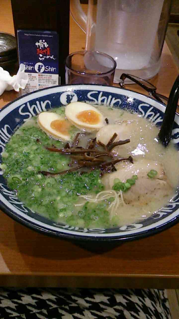 旅行中に撮った食べ物の写真を貼るトピ
