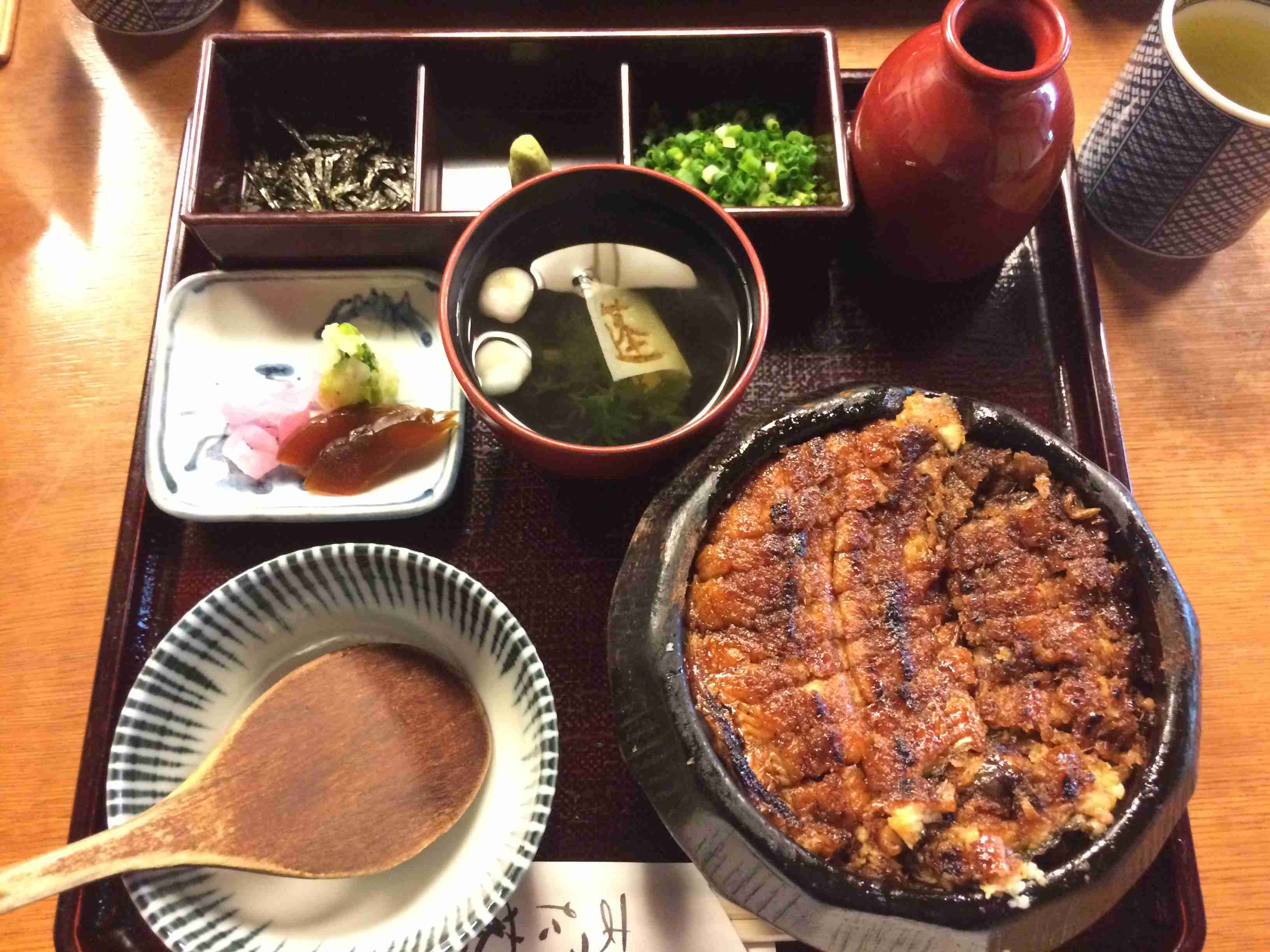 旅行中に撮った食べ物の写真を貼るトピ
