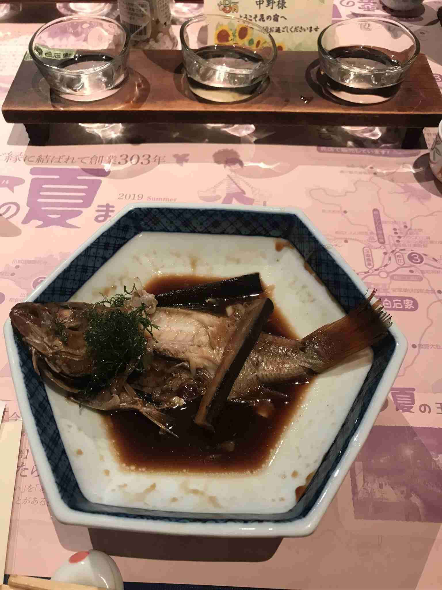 旅行中に撮った食べ物の写真を貼るトピ