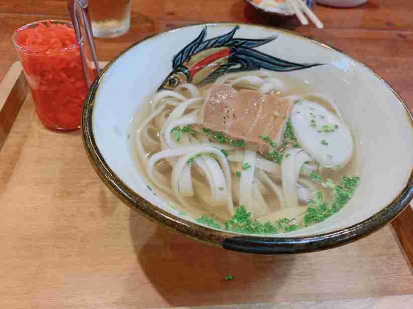 旅行中に撮った食べ物の写真を貼るトピ