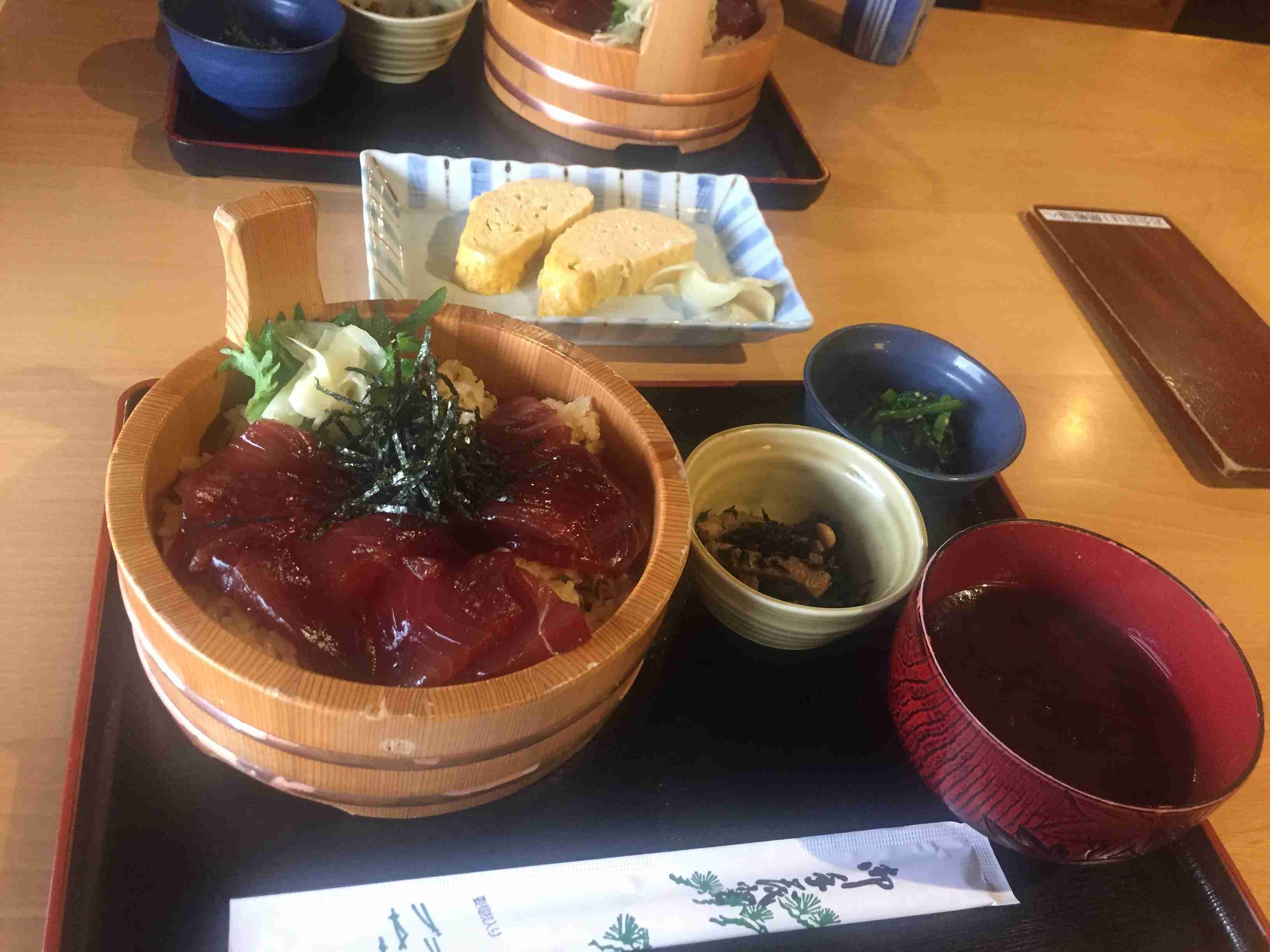 旅行中に撮った食べ物の写真を貼るトピ