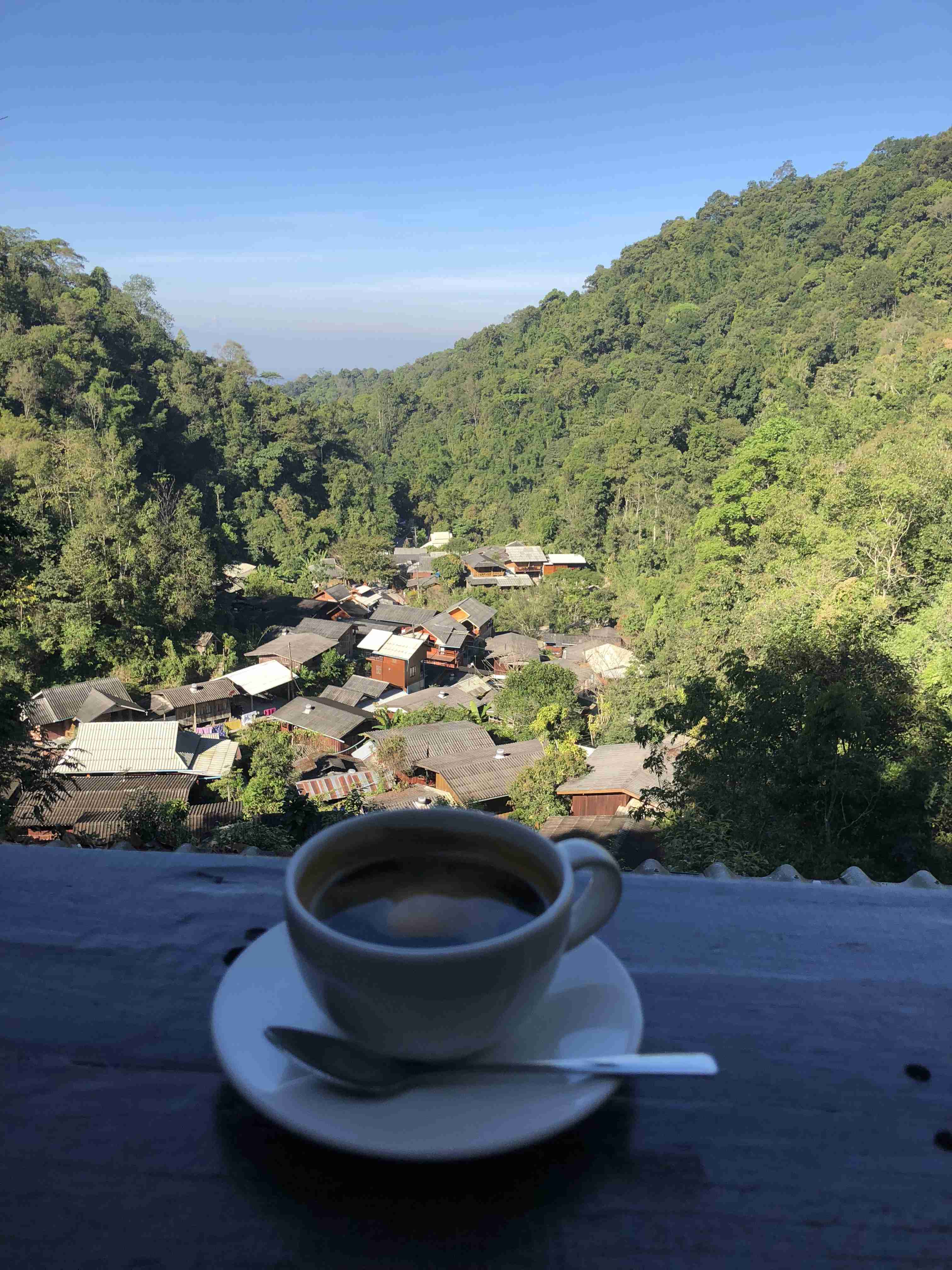 旅行中に撮った食べ物の写真を貼るトピ