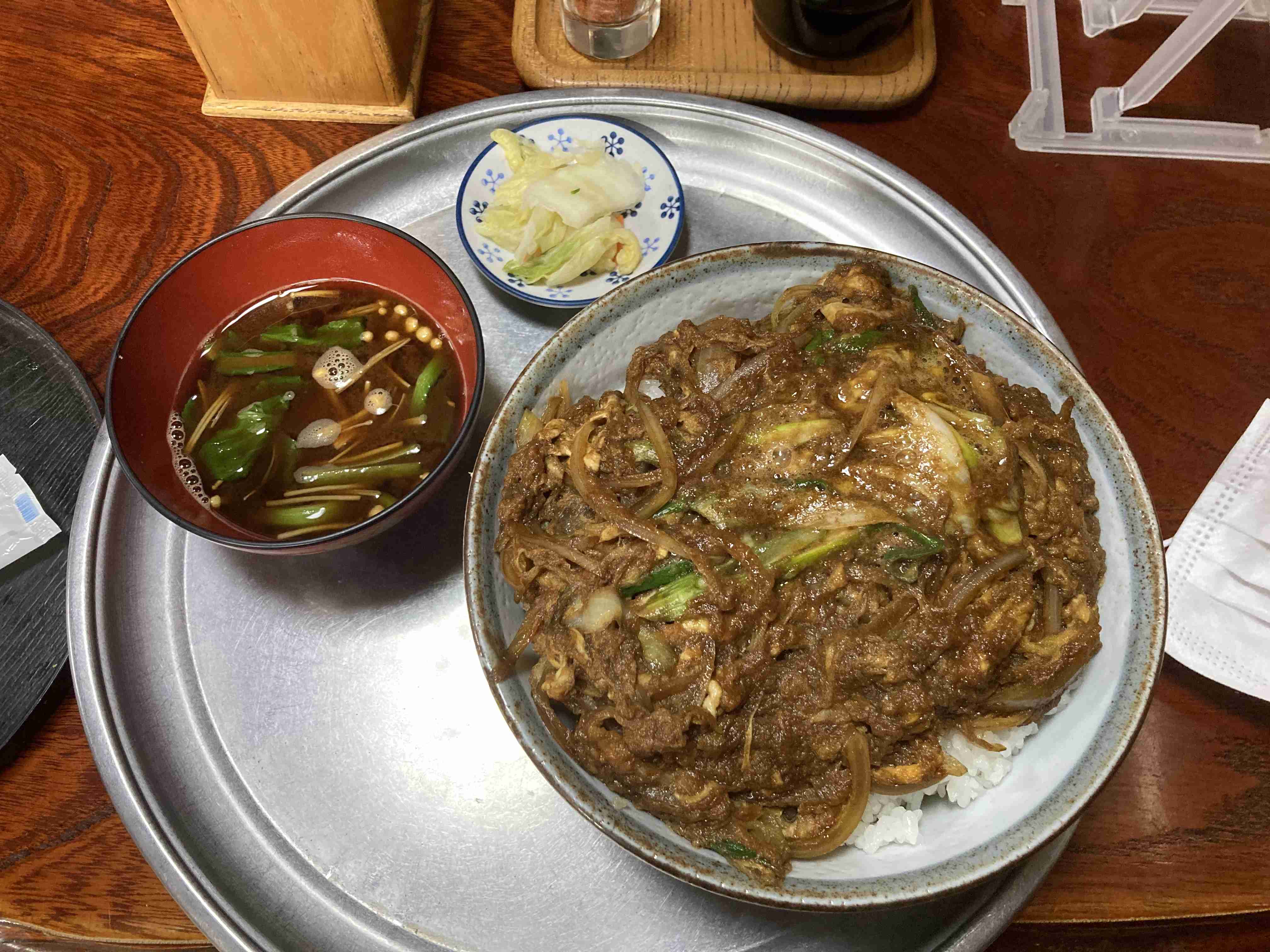 旅行中に撮った食べ物の写真を貼るトピ