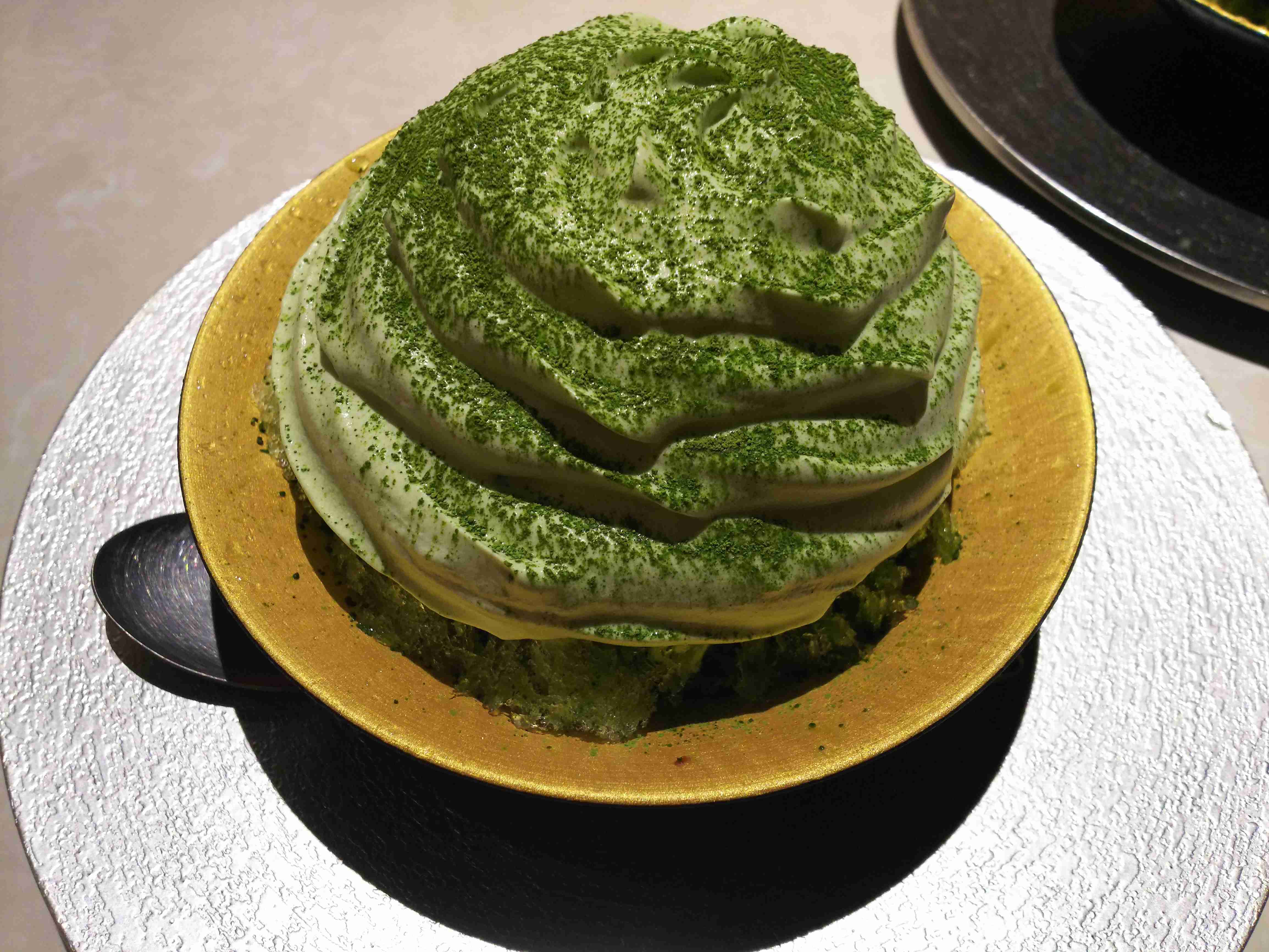 旅行中に撮った食べ物の写真を貼るトピ