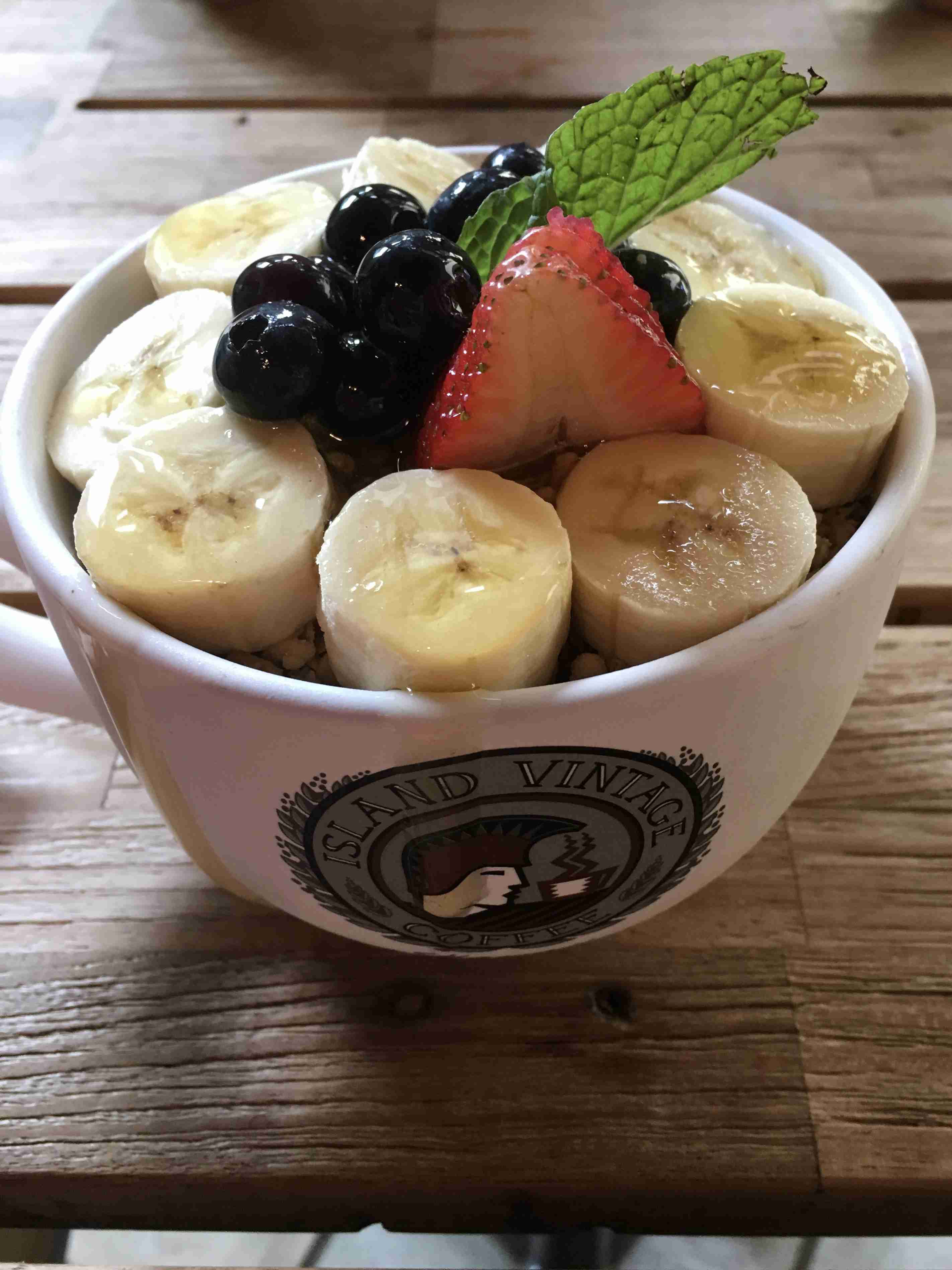 旅行中に撮った食べ物の写真を貼るトピ
