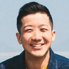 駿河太郎が“脇役”で引っ張りダコ 似ている?鈴木亮平との共通点