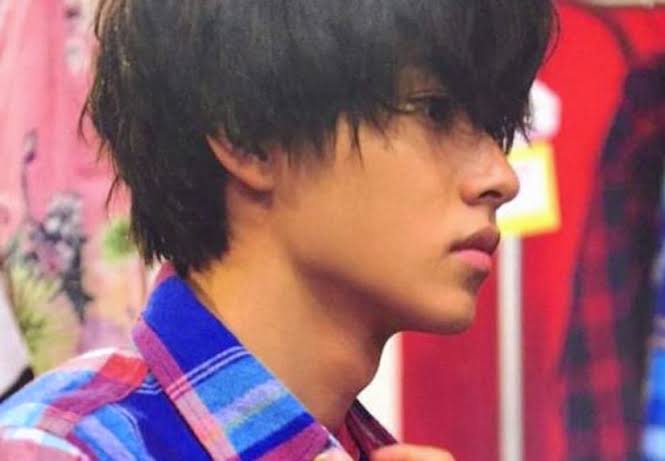 横顔のEラインが綺麗な男性有名人【アンチ禁止】