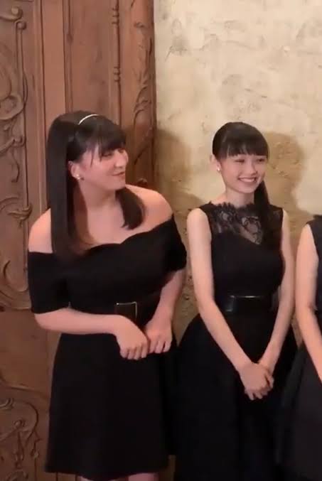 骨格が華奢だと分かる画像が見たいpart4