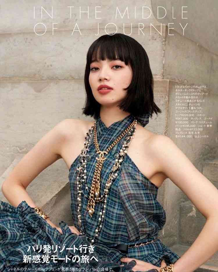 骨格が華奢だと分かる画像が見たいpart4