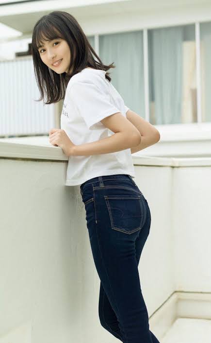 骨格が華奢だと分かる画像が見たいpart4 ガールズちゃんねる Girls Channel