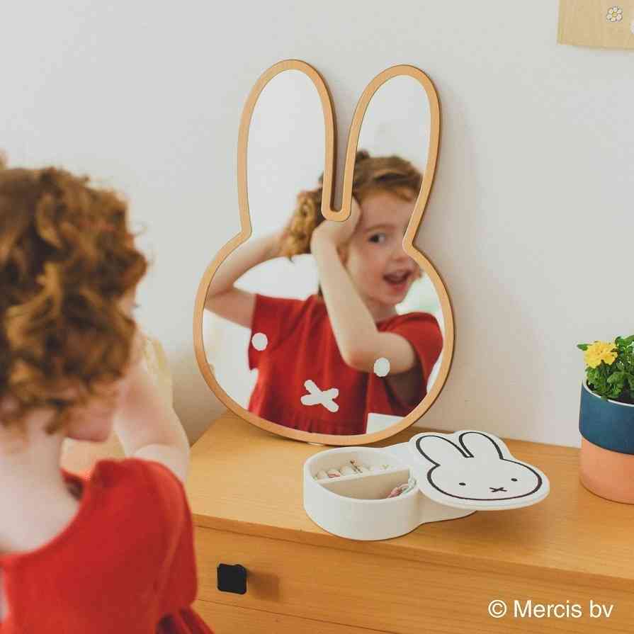 いろんなミッフィーが見たい( ・×・ )