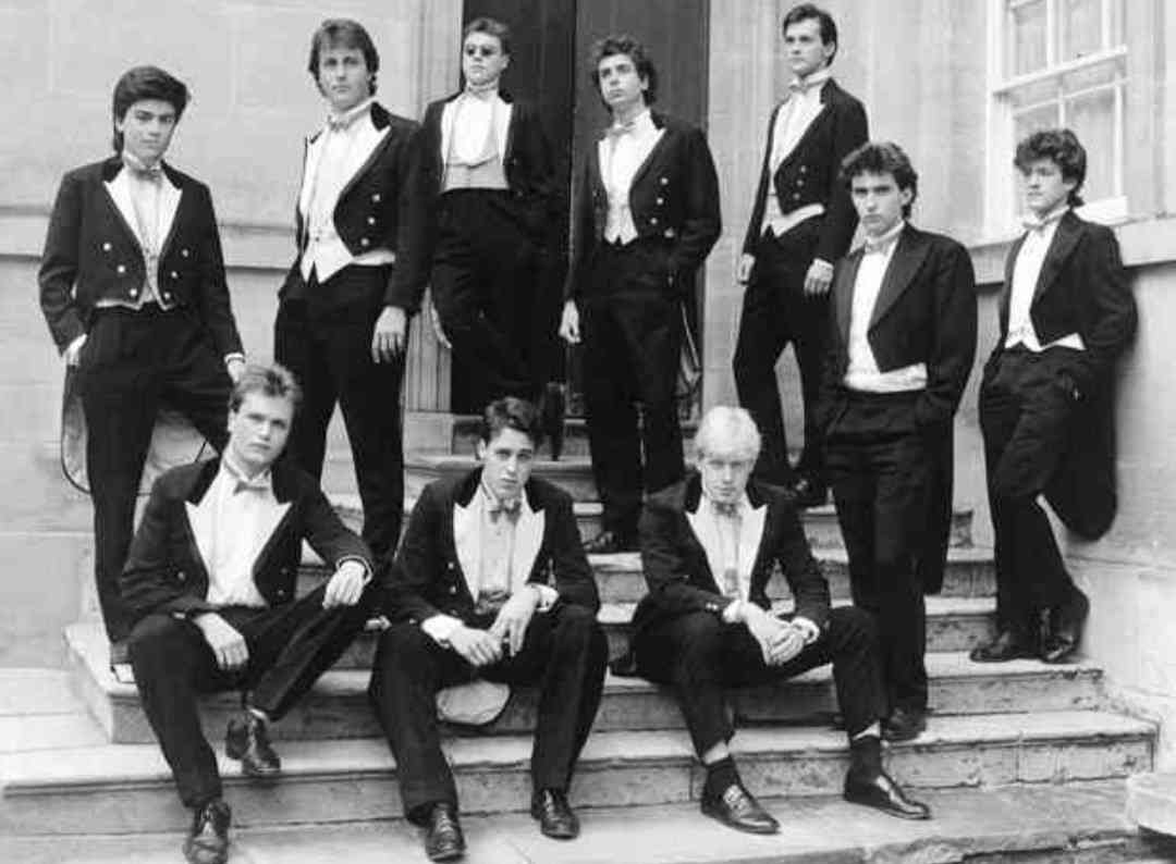 ジョンソン英首相、6人の子の父親だった　初めて公に認める