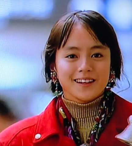 牧瀬里穂、49歳　マスク生活でセルフ肌ケア「スッピン?!女神」「超可愛い」の声