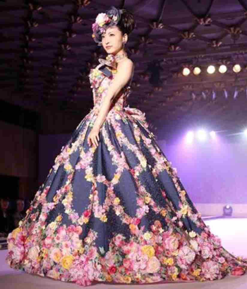 ブリブリなウェディング、カラードレスが見たい