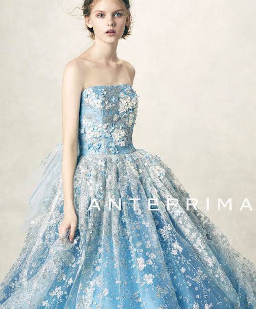 ブリブリなウェディング、カラードレスが見たい