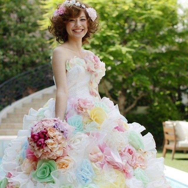 ブリブリなウェディング、カラードレスが見たい