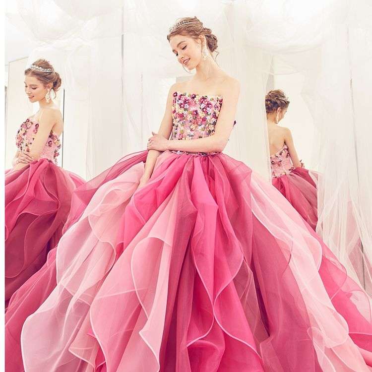 ブリブリなウェディング、カラードレスが見たい