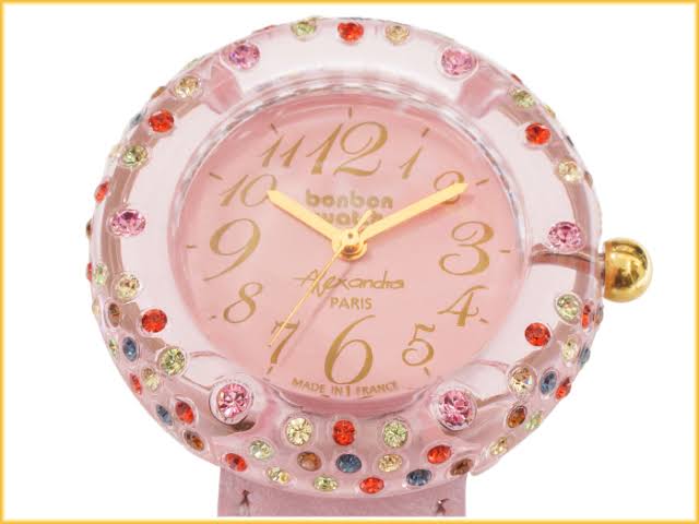 ブリブリなウェディング、カラードレスが見たい