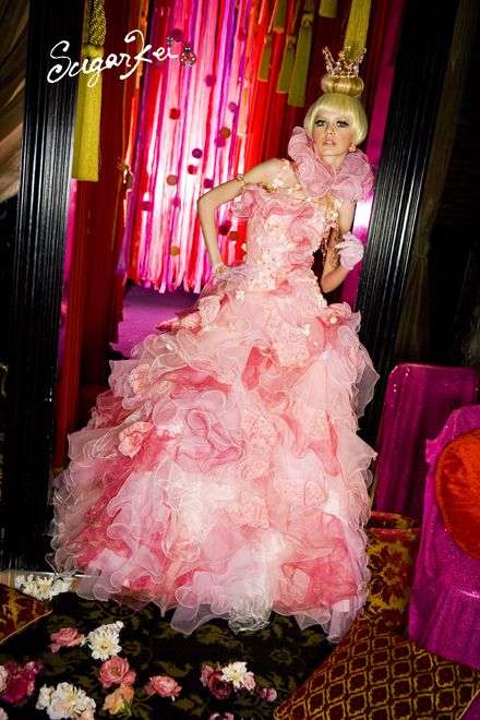 ブリブリなウェディング、カラードレスが見たい