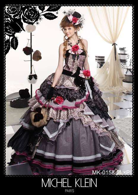 ブリブリなウェディング、カラードレスが見たい