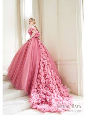 ブリブリなウェディング、カラードレスが見たい