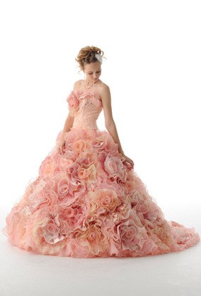 ブリブリなウェディング、カラードレスが見たい