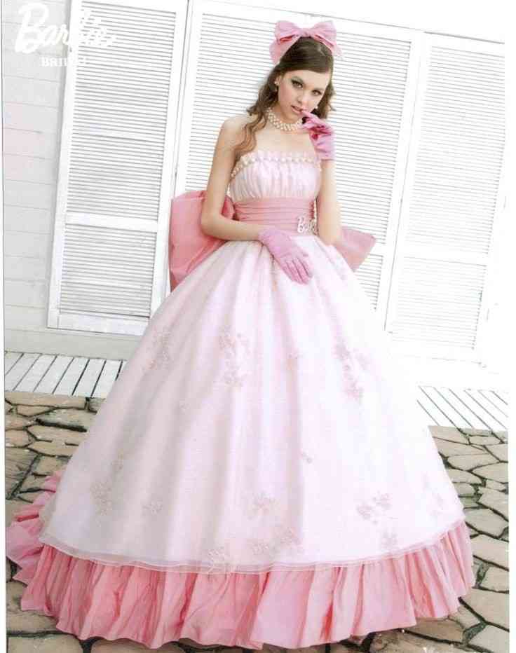 ブリブリなウェディング、カラードレスが見たい