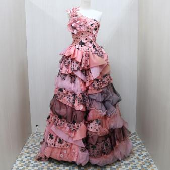 ブリブリなウェディング、カラードレスが見たい