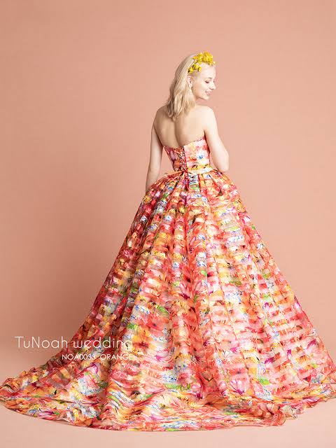 ブリブリなウェディング、カラードレスが見たい