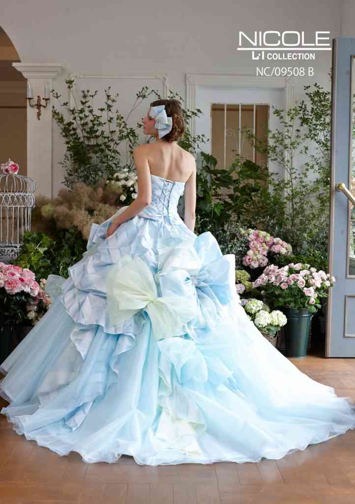 ブリブリなウェディング、カラードレスが見たい