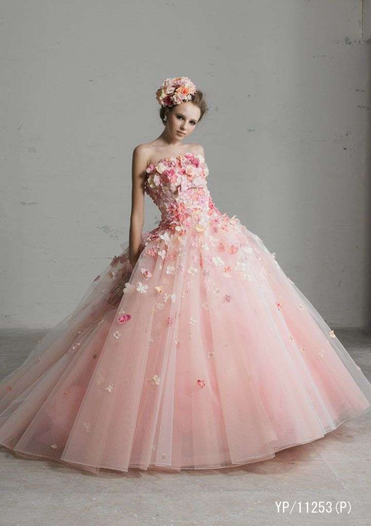 ブリブリなウェディング、カラードレスが見たい