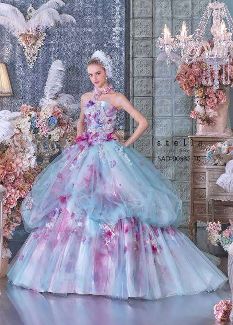 ブリブリなウェディング、カラードレスが見たい