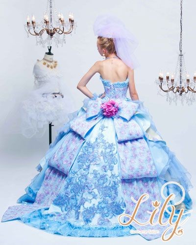 ブリブリなウェディング、カラードレスが見たい