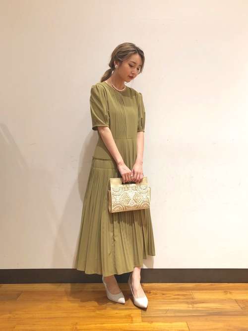 【同窓会】アラフォー・何着てく？