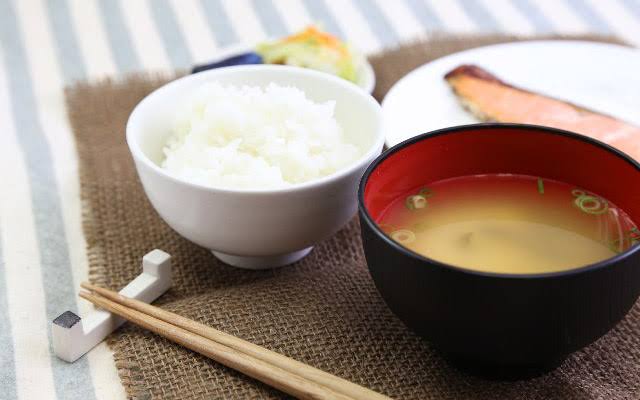 もし明日世界が終わるなら… 約2割が「最後の食事に選ぶもの」が判明