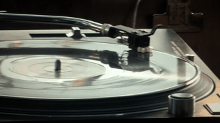 NHK『せかほし』第2弾スペシャル9・20放送 世界各地の「魅惑の青」を調査