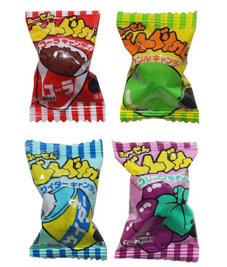 お菓子の懐かしいパッケージを貼るトピ