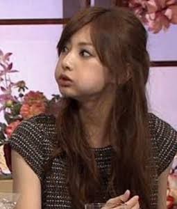 進化する「美女×食べる」系CM　 シーンの多様化で新たな“食べっぷり”の魅せ方へ