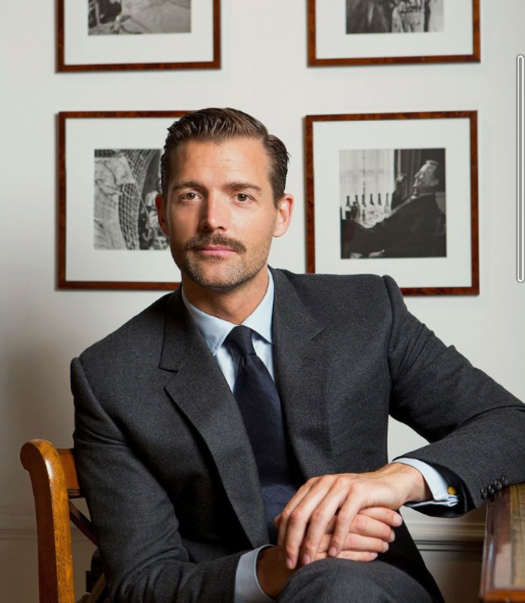 東洋のイケメンと西洋のイケメンを交互に貼っていくトピ