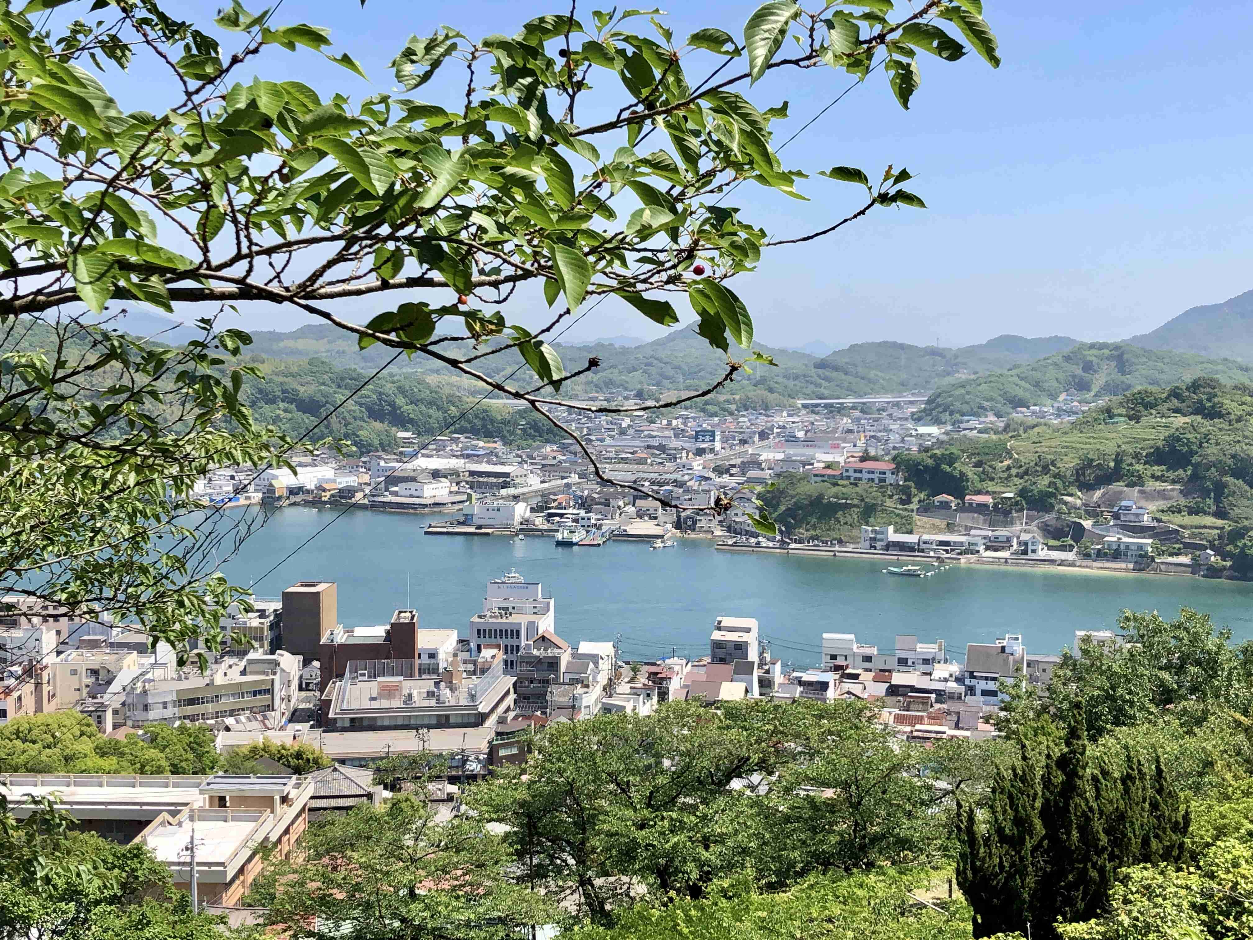 観光地の画像を貼ってどこかわかればプラス