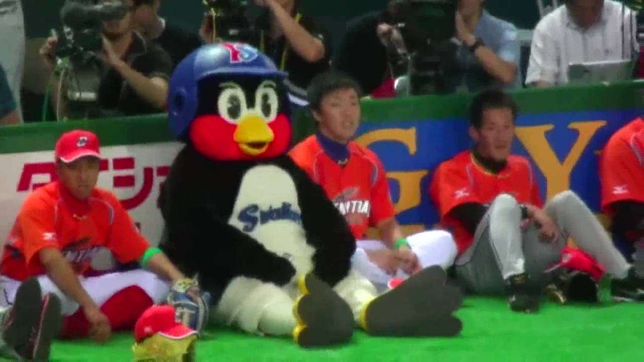 ⚾️野球選手とマスコットの交流が見たい⚾️