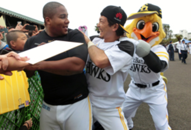 ⚾️野球選手とマスコットの交流が見たい⚾️