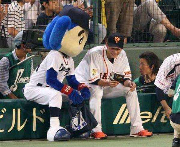 ⚾️野球選手とマスコットの交流が見たい⚾️